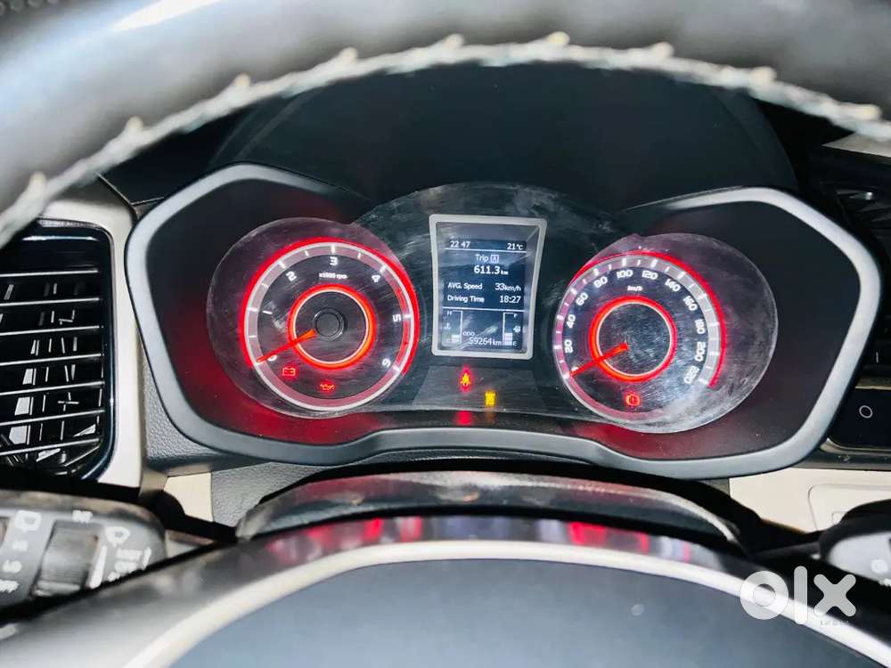 Mahindra Xuv300 2019 Diesel 60000 Km Driven