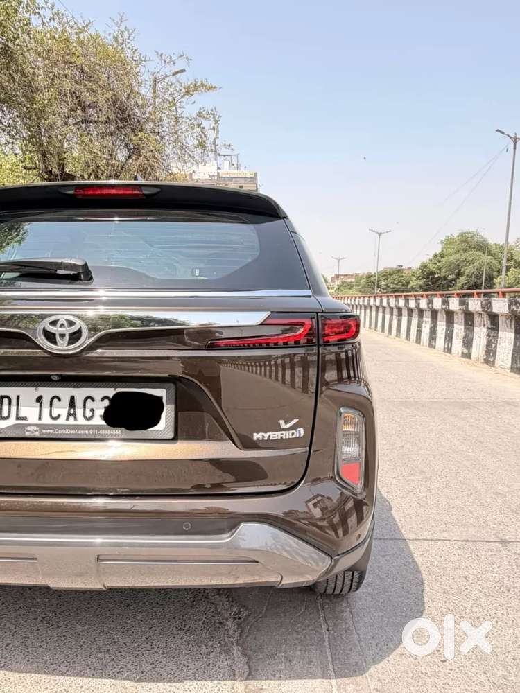Toyota Urban Cruiser Hyryder 1.5 V Hybrid, 2023, Petrol