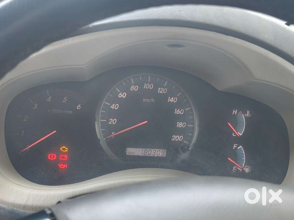 Toyota Innova Diesel 2012