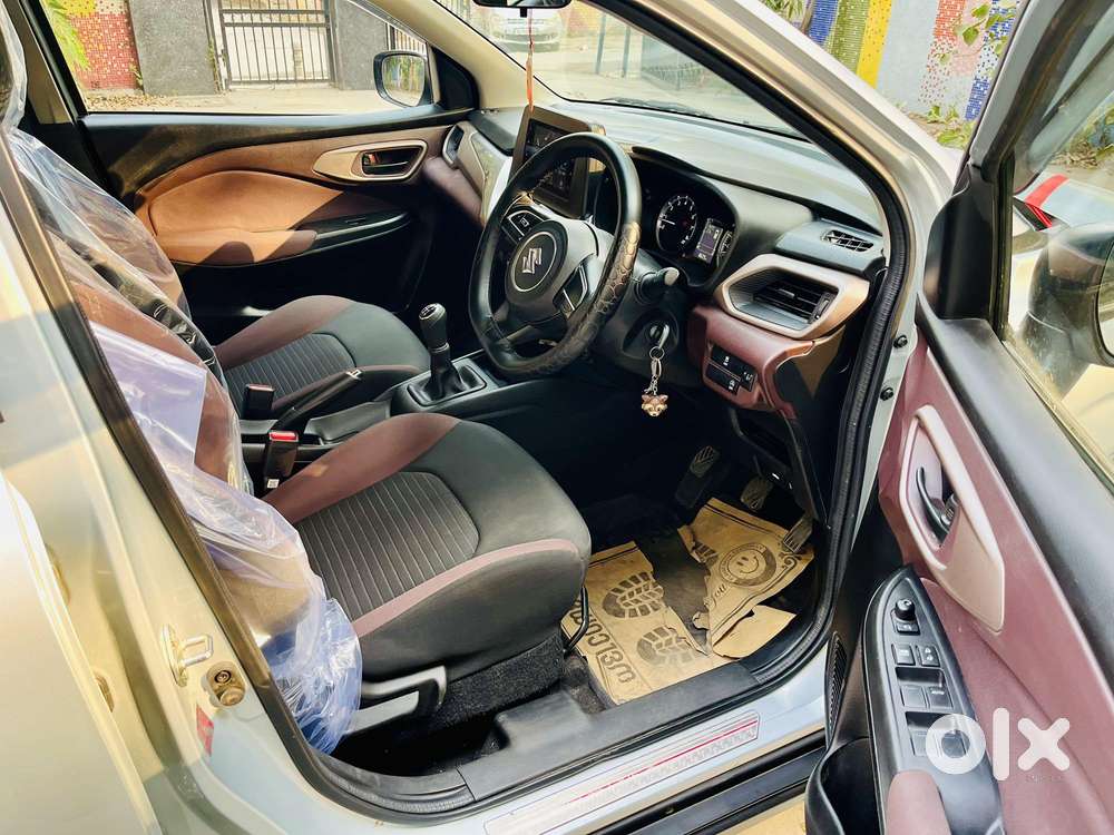 Maruti Suzuki Fronx  Delta 1.2 Mt, 2024, Petrol
