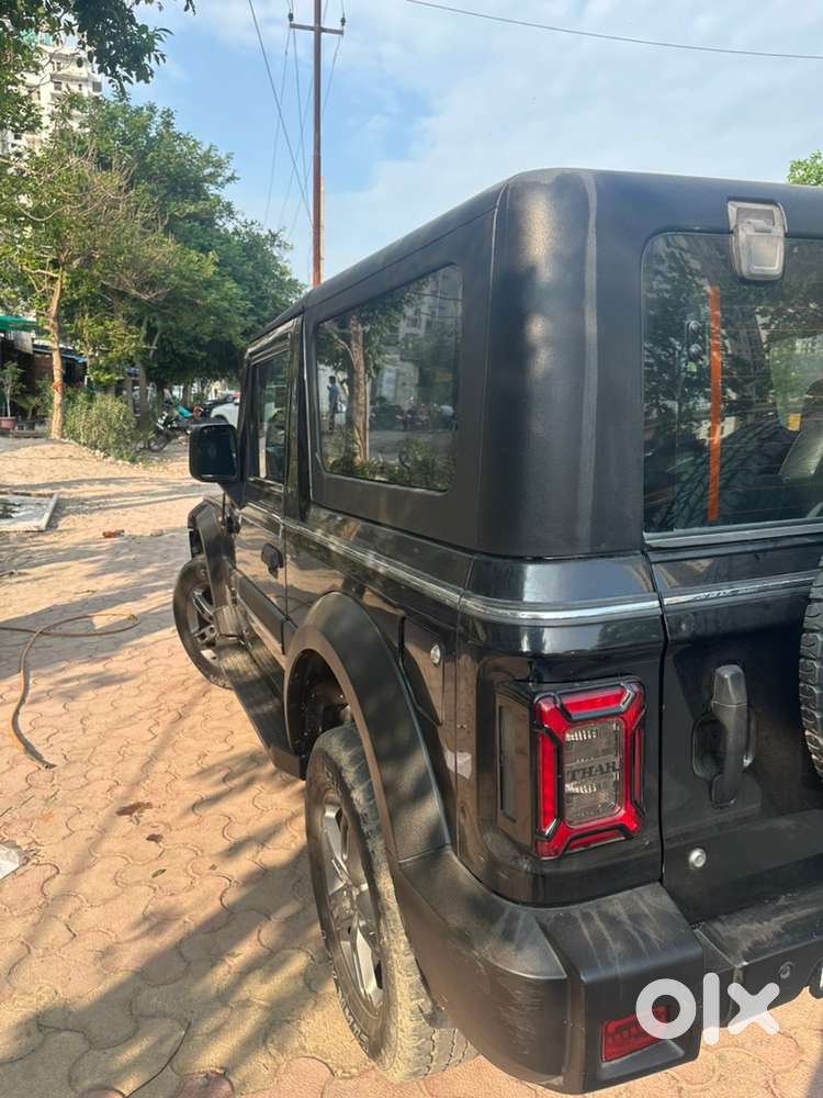 Mahindra Thar Petrol 2022
