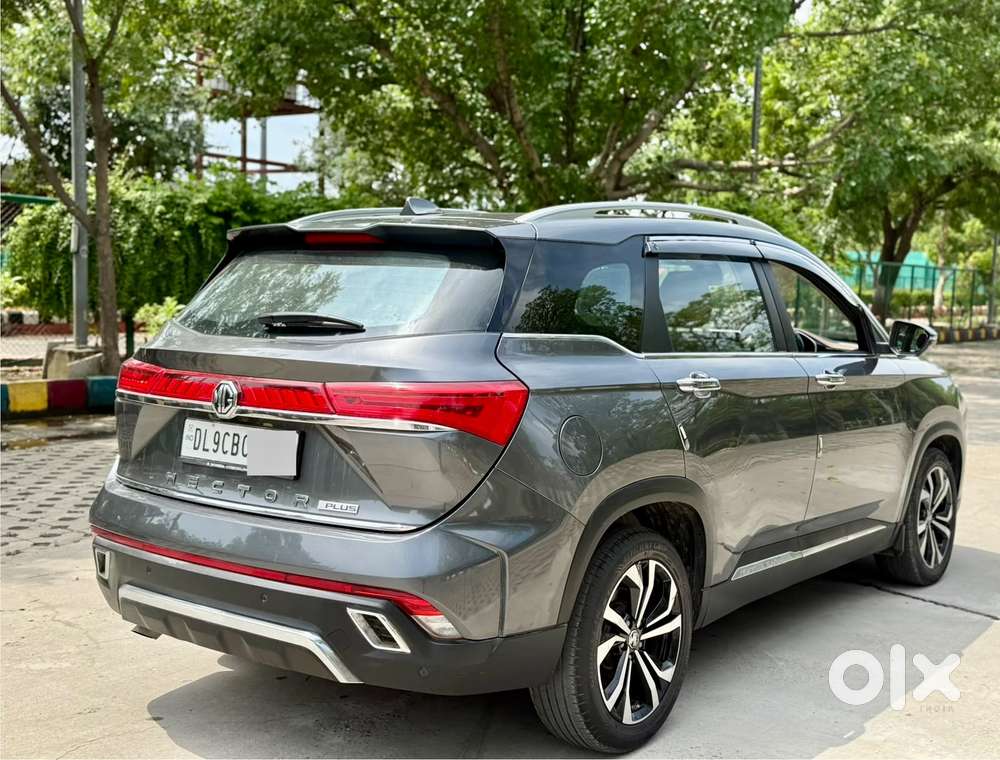 Mg Hector Plus Sharp Pro 1.5 Turbo Petrol Cvt 7 Str, 2023, Petrol