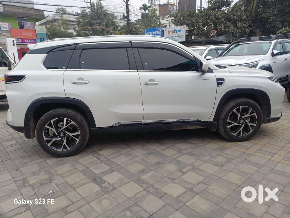 Toyota Urban Cruiser Hyryder V Hybrid Aero Edition, 2025, Cng & Hybr..