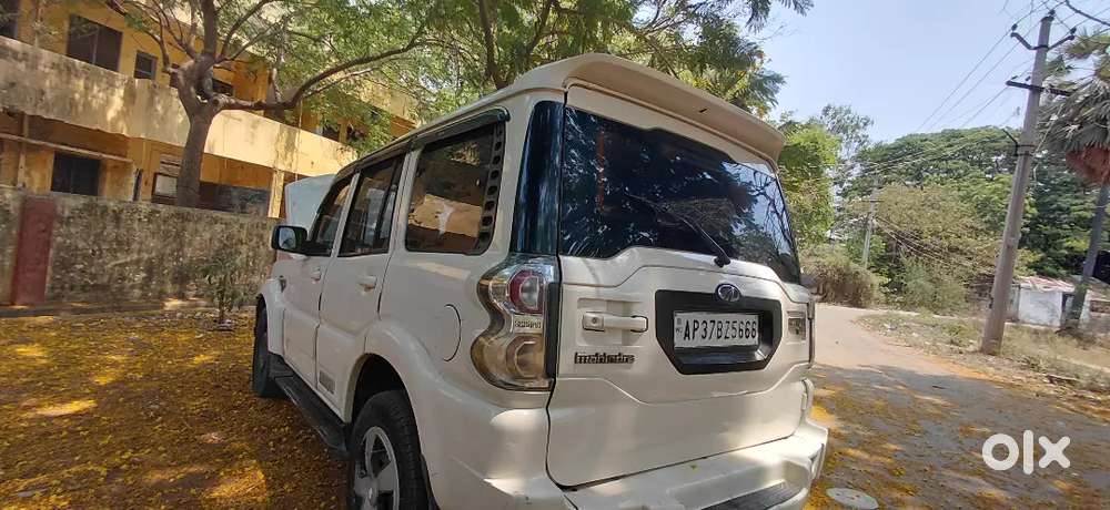 Good Condition Vehicle 
2015 Model 
Reading 110000