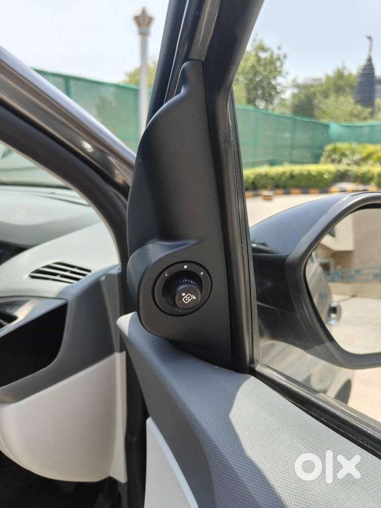 Tata Tiago 1.2 Revotron Xt Cng, 2025, Cng & Hybrids