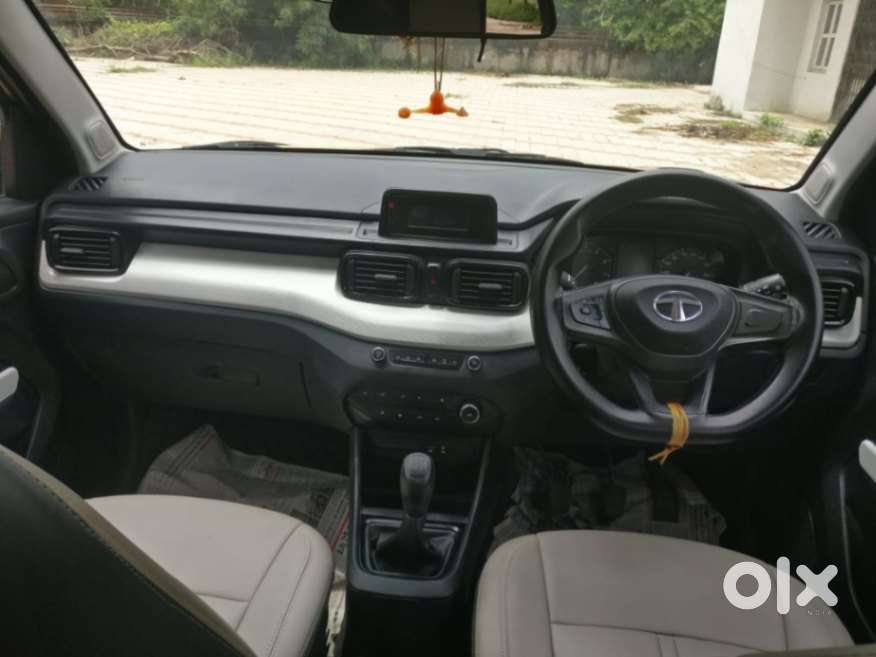 Tata Punch Pure, 2022, Petrol