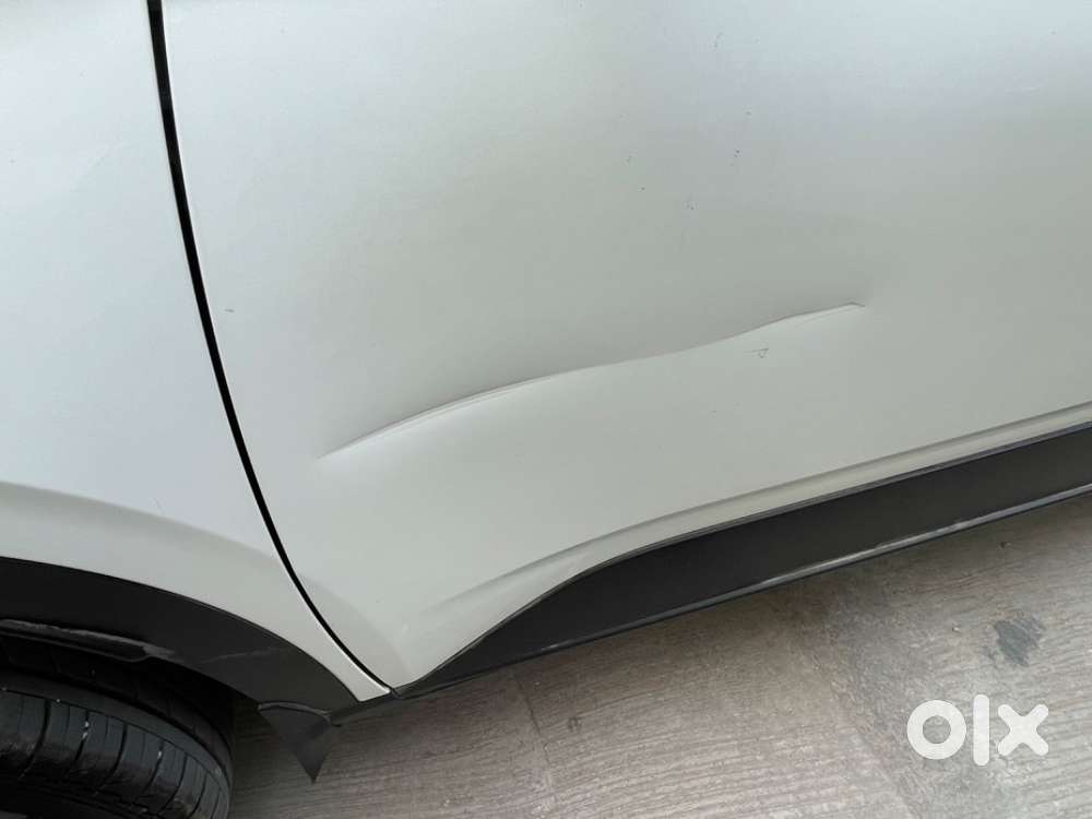 Hyundai Venue 2022 Petrol Well Maintained