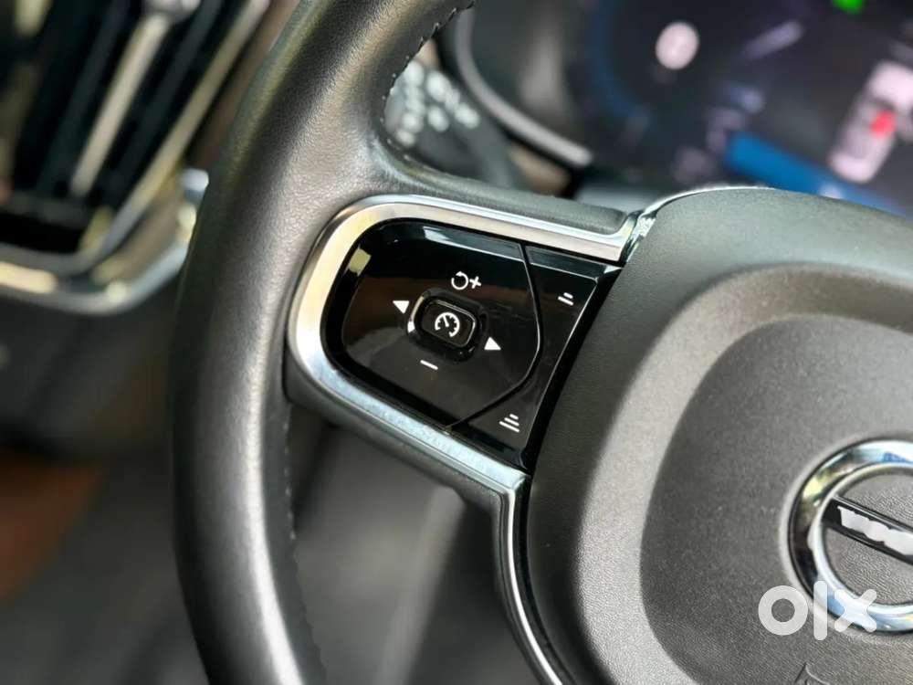 Volvo S90 B5 Ultimate, 2025, Petrol