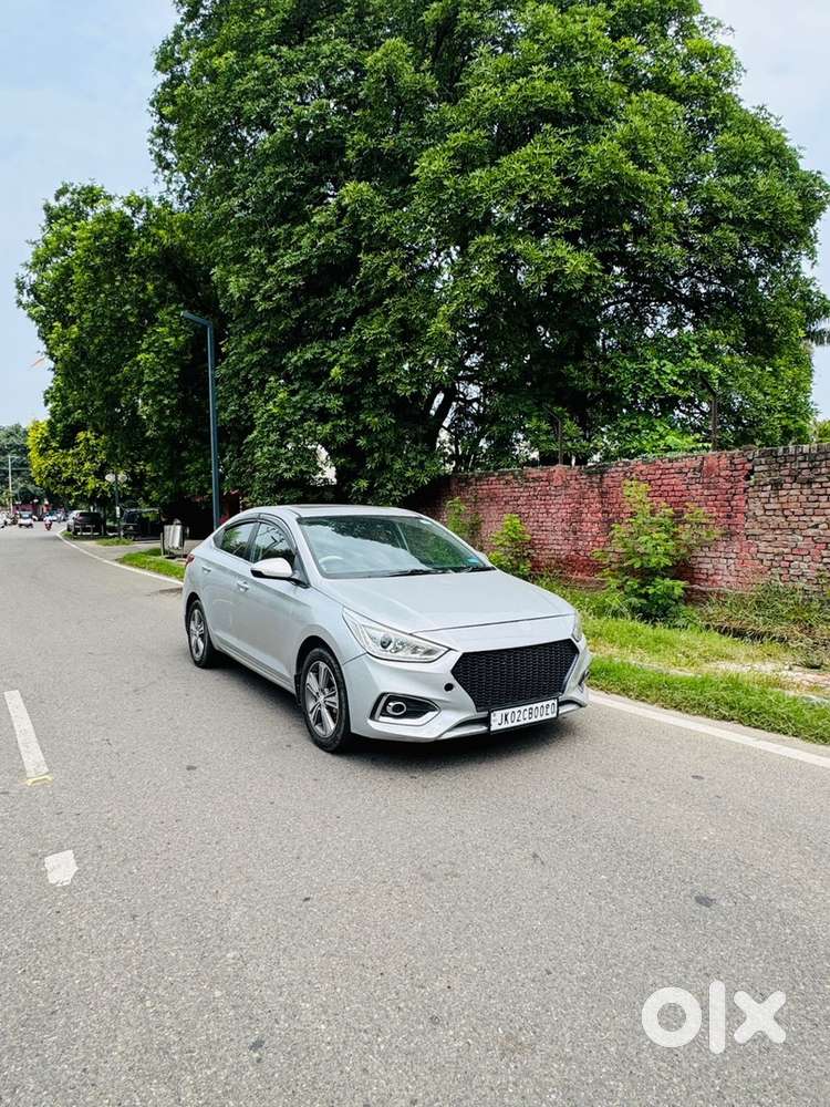 Hyundai Verna Diesel Automatic Full Top