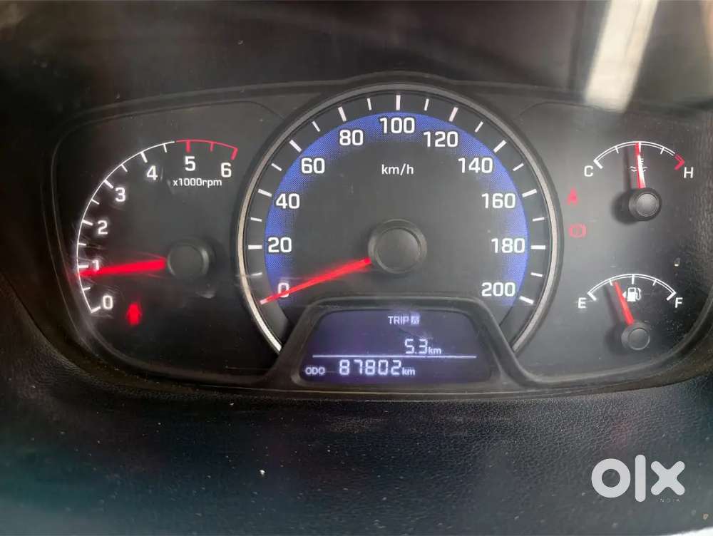 Hyundai Xcent 2015 Diesel Well Maintained