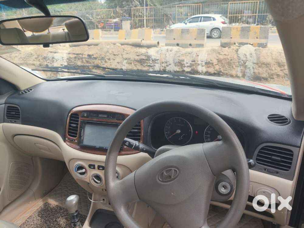 Hyundai Verna, 2015, Petrol