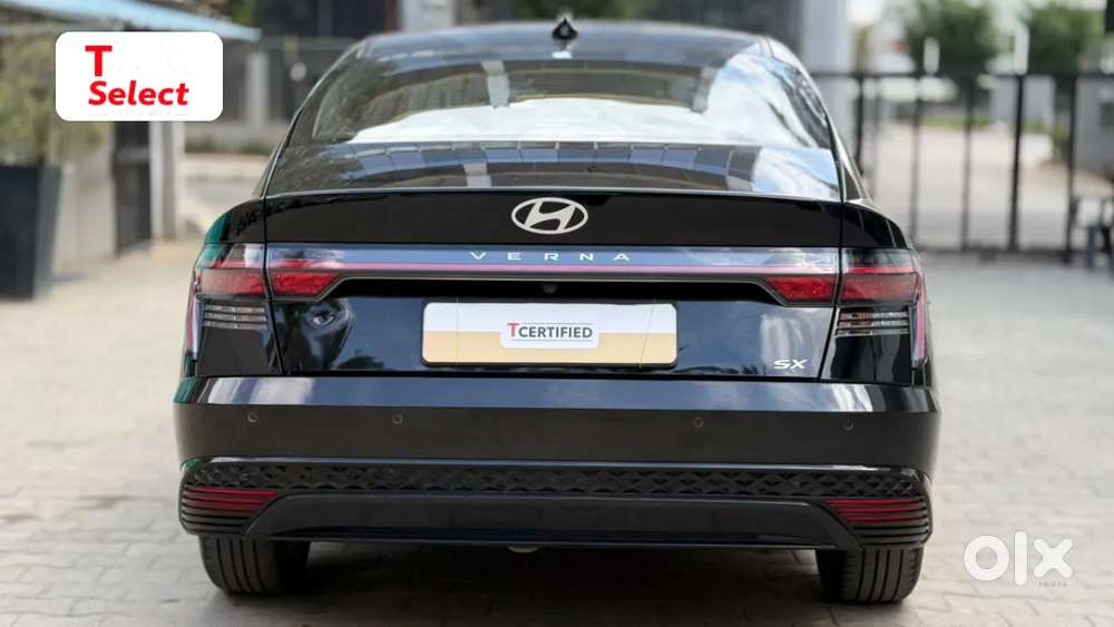 Hyundai Verna 1.5 Sx (o) Vtvt Ivt, 2023, Petrol