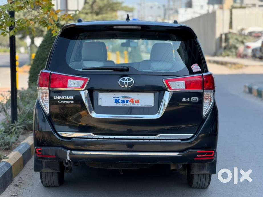 Toyota Innova Crysta