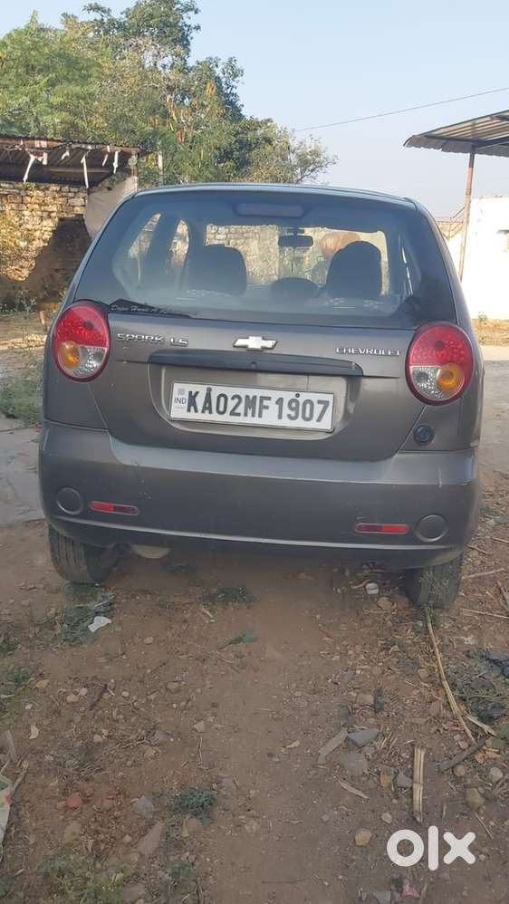 Chevrolet Spark Petrol 2011
