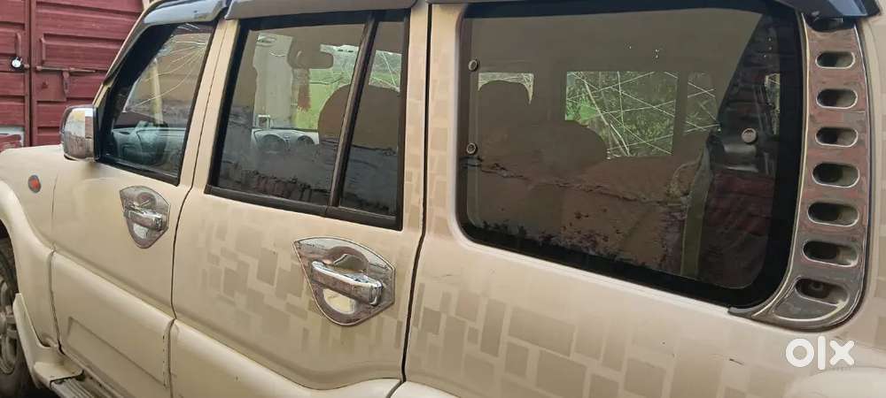Mahindra Scorpio 2013