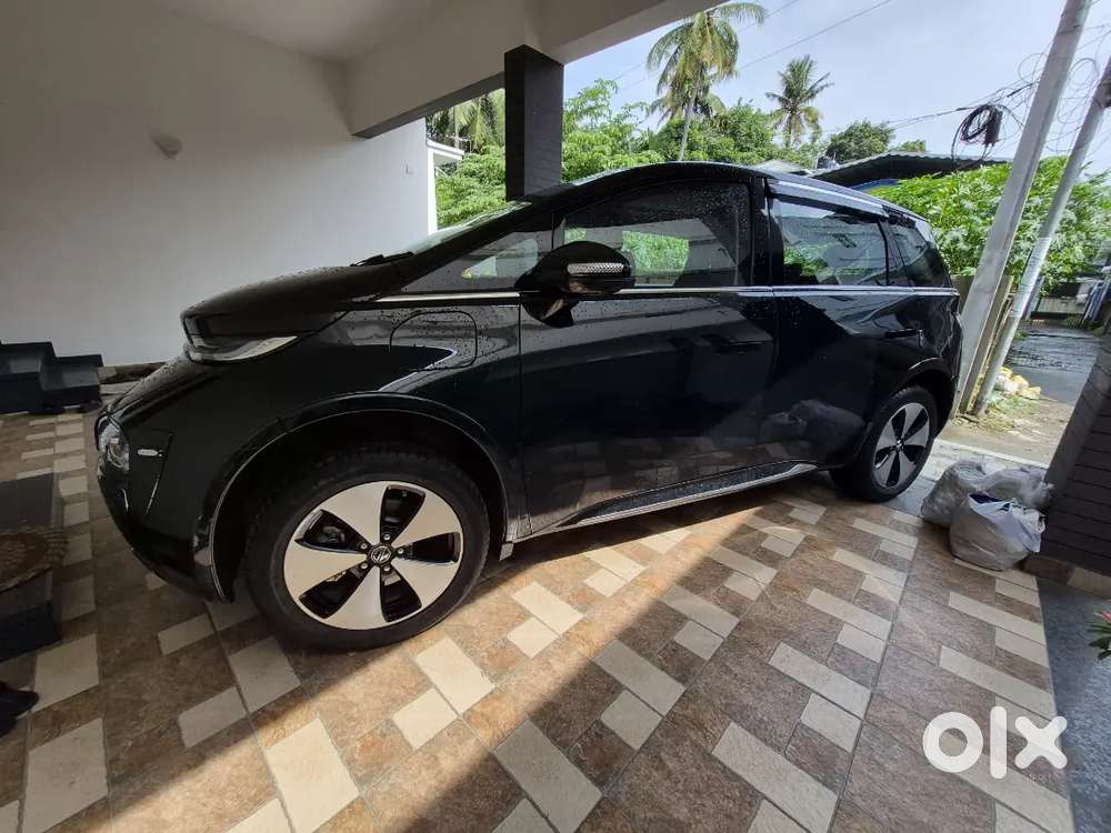 Mg Windsor Ev 2025 Electric Well Maintained