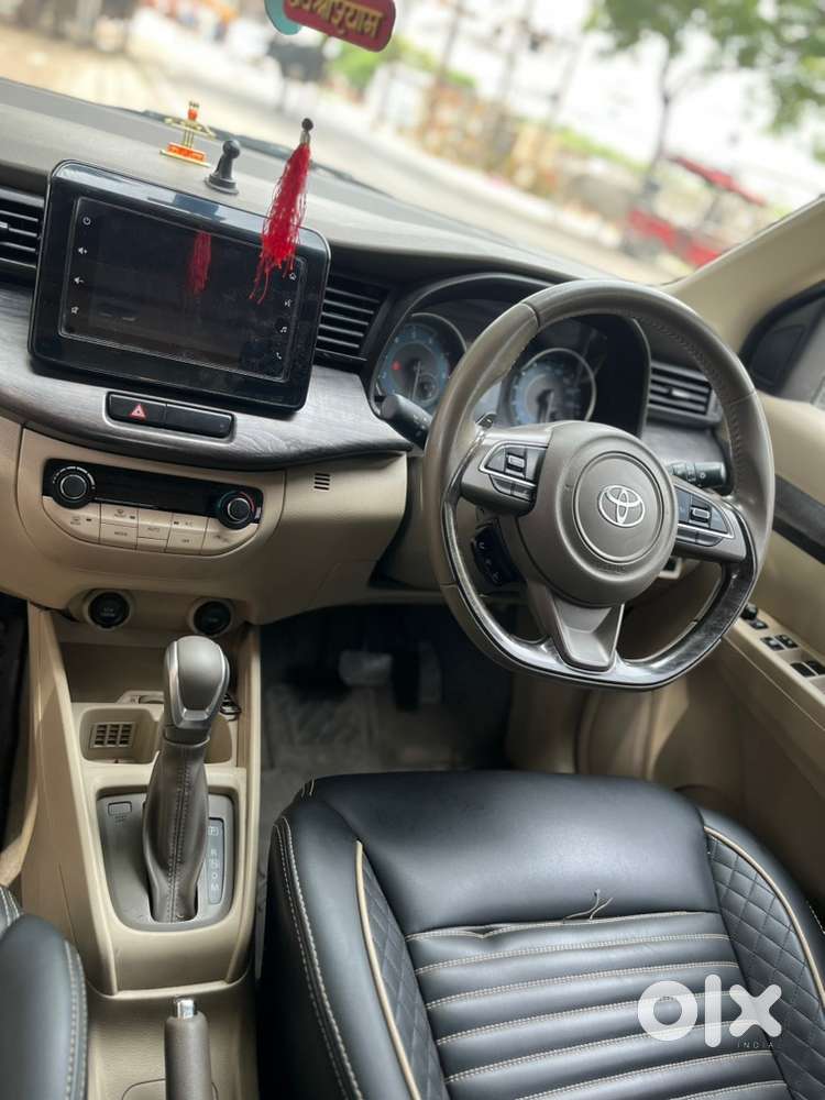 Toyota Rumion V At 2023 Model