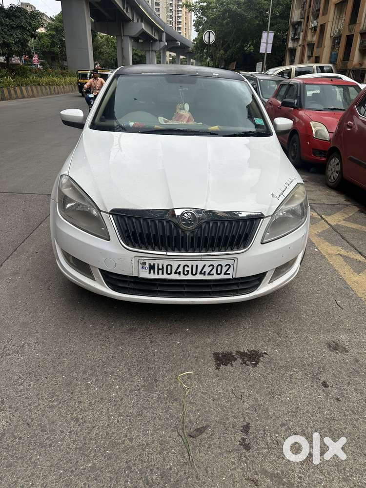 Skoda Rapid 1.6 Mpi Ambition, 2015, Petrol