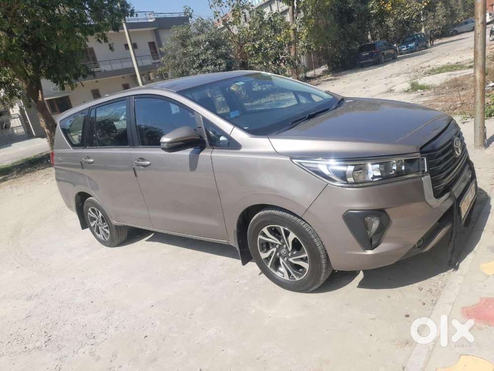 Toyota Innova Crysta Petrol 2022