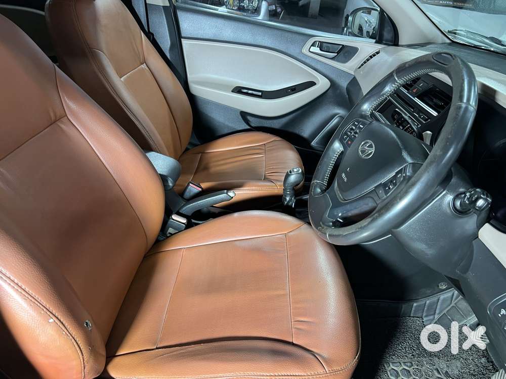 Hyundai I20 Asta (o) 1.2 Mt Dual Tone, 2015, Petrol