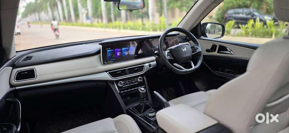 Mahindra Xuv700 2.2 Ax 7 Diesel Mt Str, 2022, Diesel