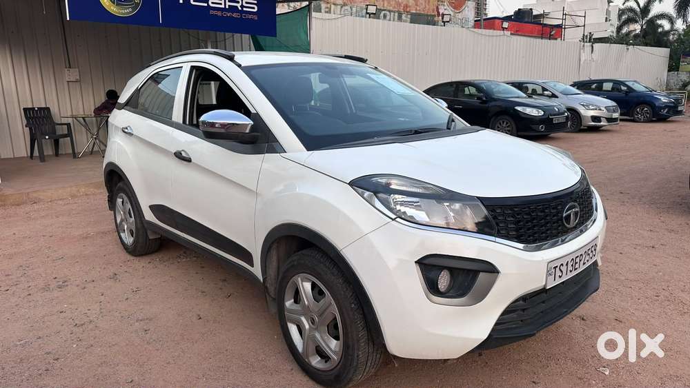 Tata Nexon 1.5 Revotorq Xm (s), 2019, Diesel