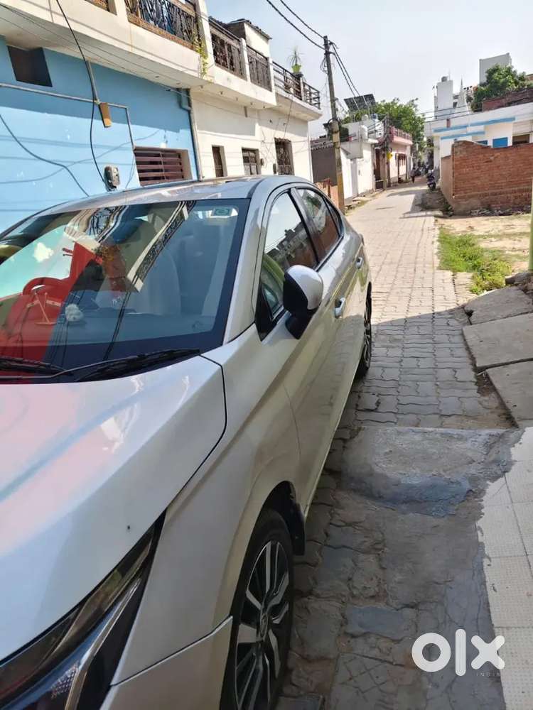 Honda City 5th Gen Vx Mt I-dtec 1.5 Vx 2022
