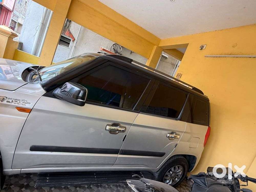 Mahindra Tuv 300 T10, 2018, Diesel