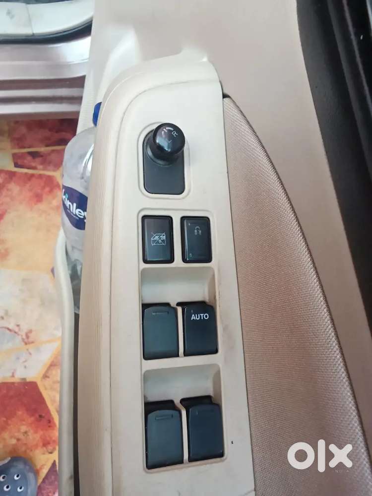 Maruti Suzuki Dzire 2018 Cng & Hybrids 90000 Km Driven