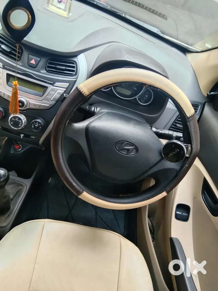 Hyundai Eon Magna+ Petrol 2016 Model