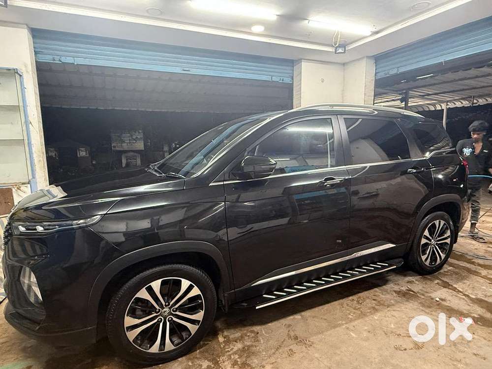 Mg Hector Plus Sharp 2022