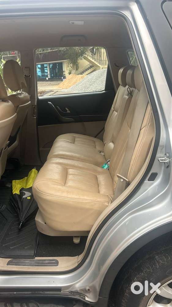 Mahindra Xuv500 W8 2016