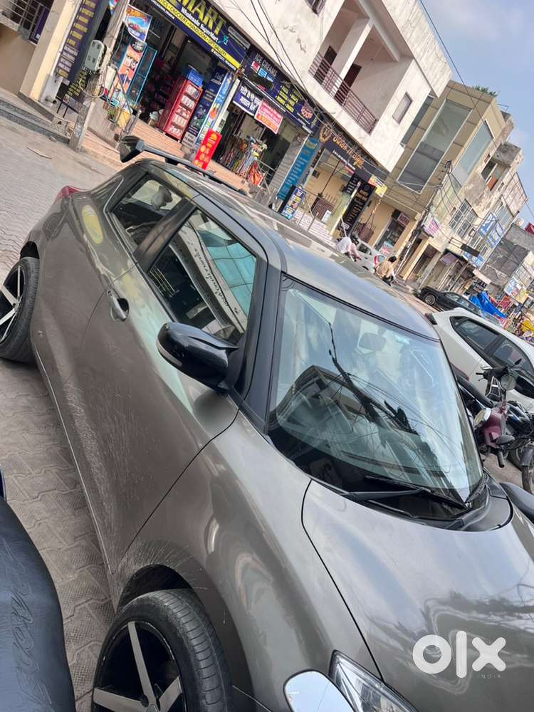 Maruti Suzuki Swift Petrol 2022