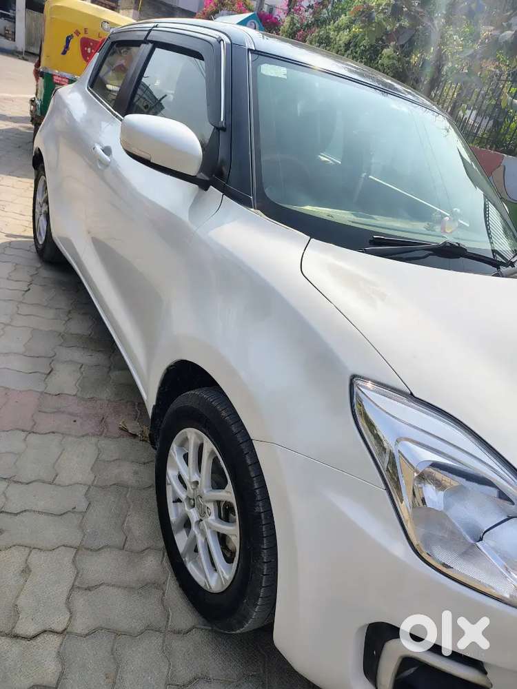 Maruti Suzuki Swift 2022 Petrol 33000 Km Driven With Cng