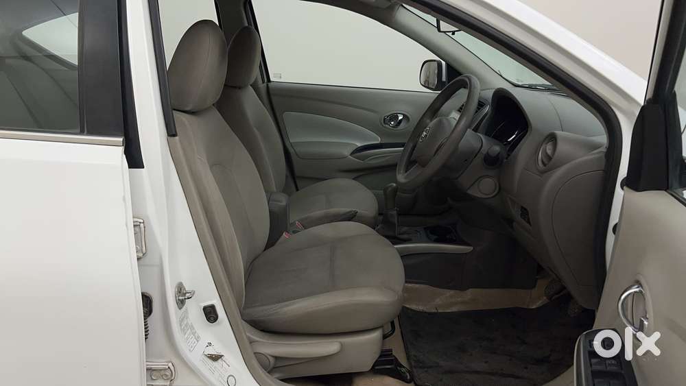 Nissan Sunny Xv, 2014, Petrol