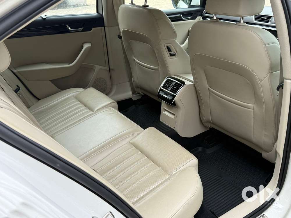 Skoda Superb Lk 1.8 Tsi At, 2017, Petrol