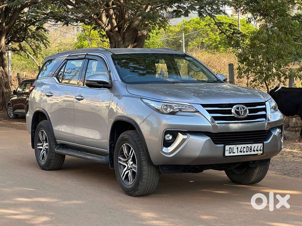 Toyota Fortuner 2018 Diesel 90000 Km Driven With Service Record