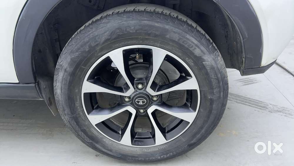 Tata Nexon 1.5 Revotorq Xza Plus S Amt, 2021, Petrol