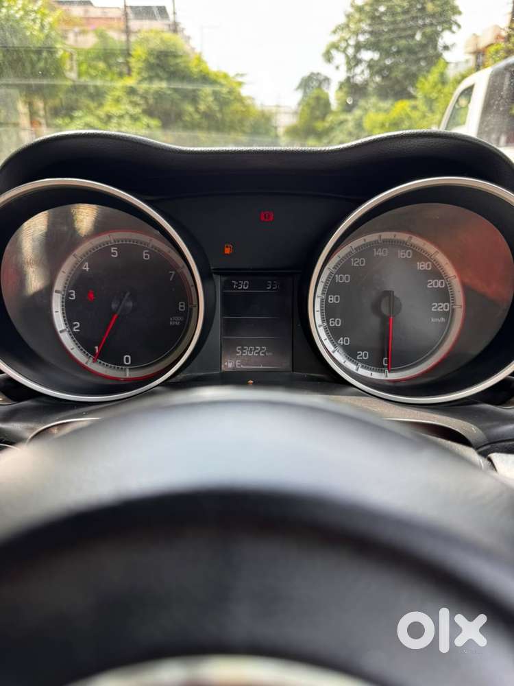 Maruti Suzuki Swift, 2021, Petrol