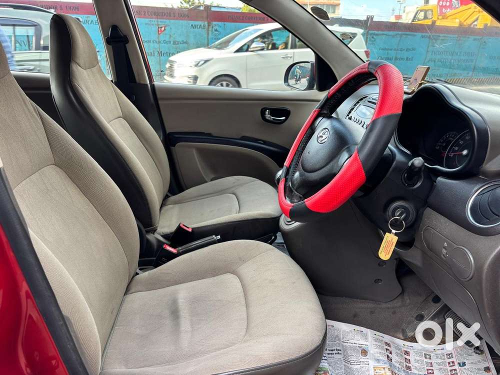 Hyundai I10 Sportz At, 2013, Petrol