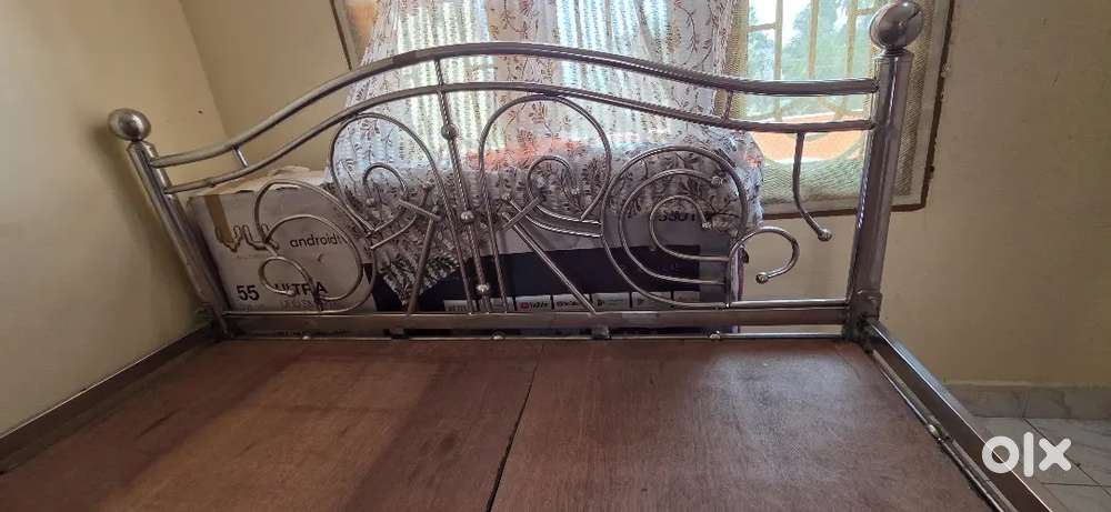 5*6 stainless steel bed