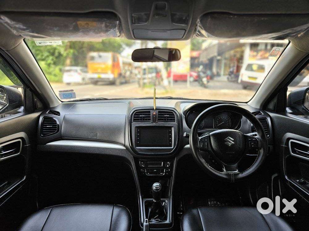 Maruti Suzuki Brezza 1.5 Zxi Smart Hybrid, 2020, Petrol