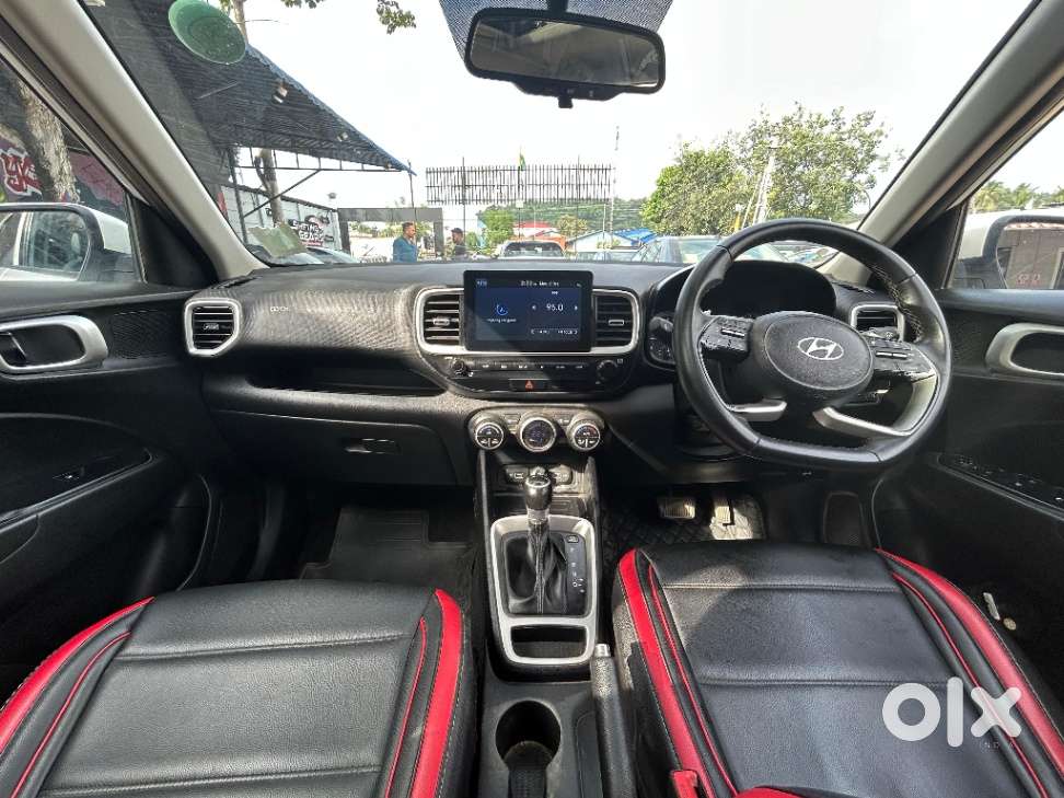 Hyundai Venue Sx Plus Turbo Dct, 2022, Petrol