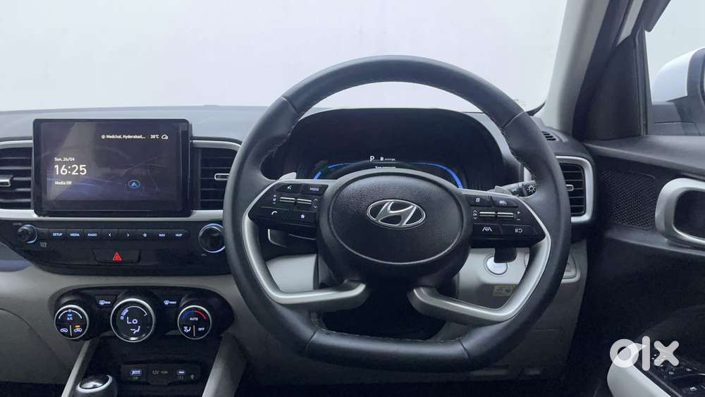 Hyundai Venue 1.0 Sx (o) Turbo Dct, 2023, Petrol