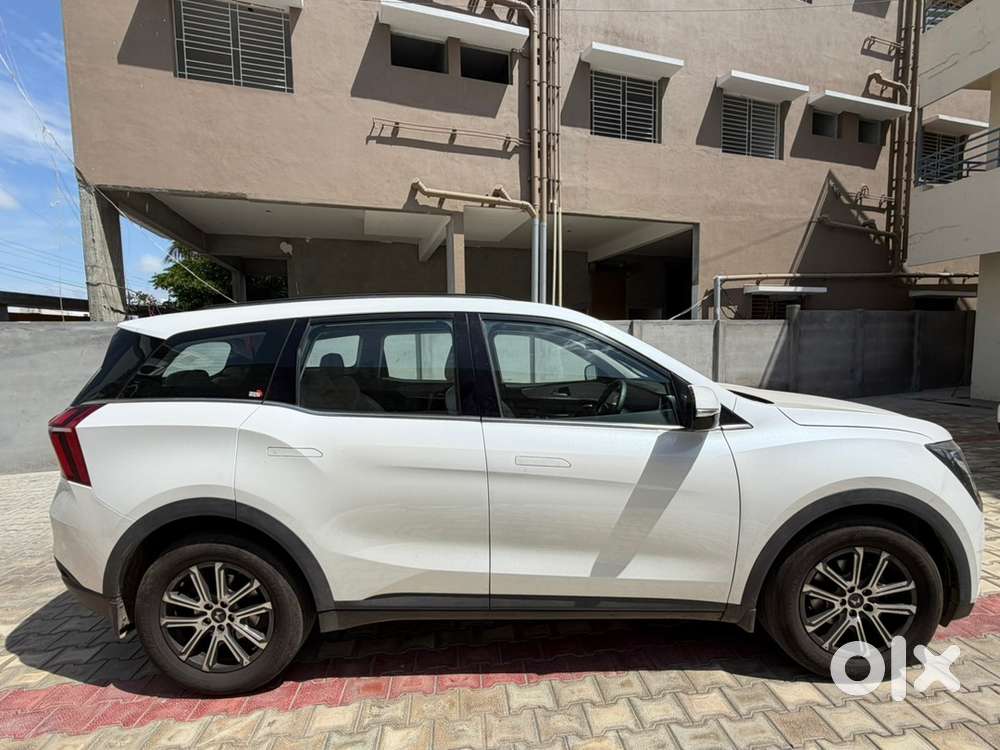 Mahindra Xuv700 Petrol Manual 2025