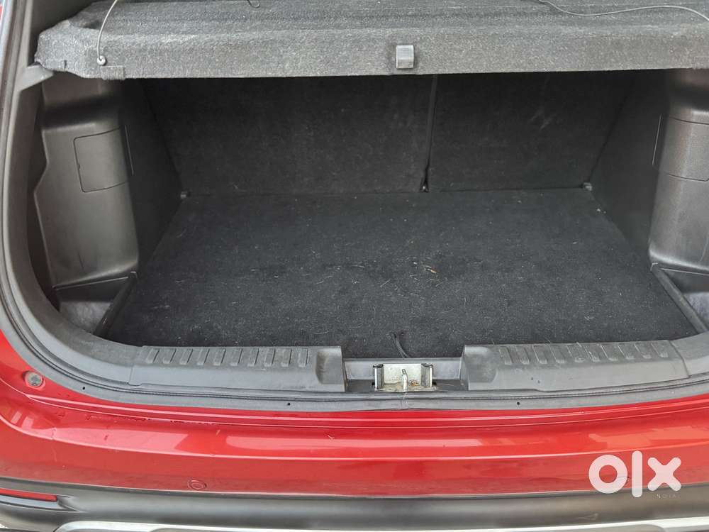 Maruti Suzuki Vitara Brezza Zdi+ Dual Tone Mt, 2017, Diesel