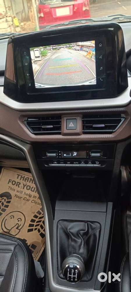 Maruti Suzuki Brezza 1.5 Zxi Smart Hybrid, 2025, Petrol