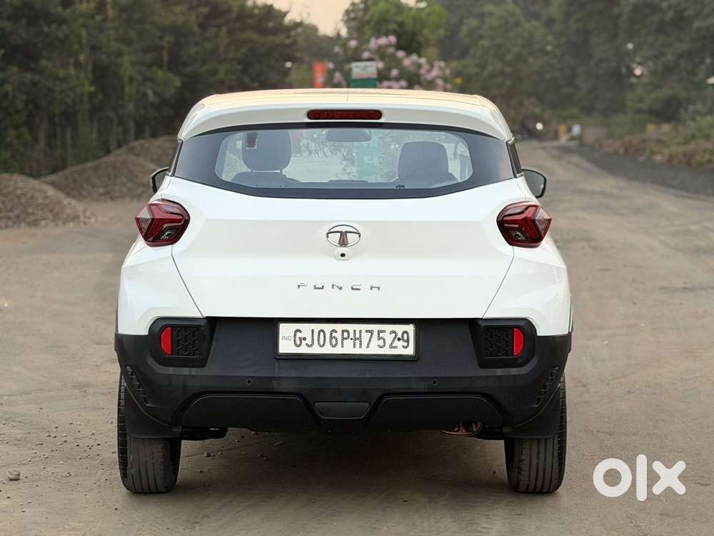 Tata Punch Accomplished, 2022, Petrol