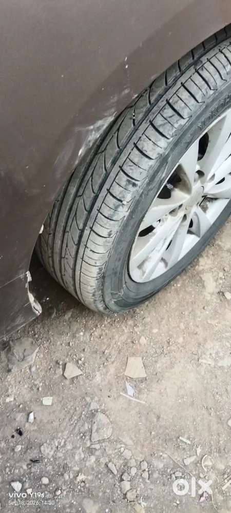 Maruti Ertiga Ddis Diesel Mh01 Mumbai - 7 Seater 90000 Km
