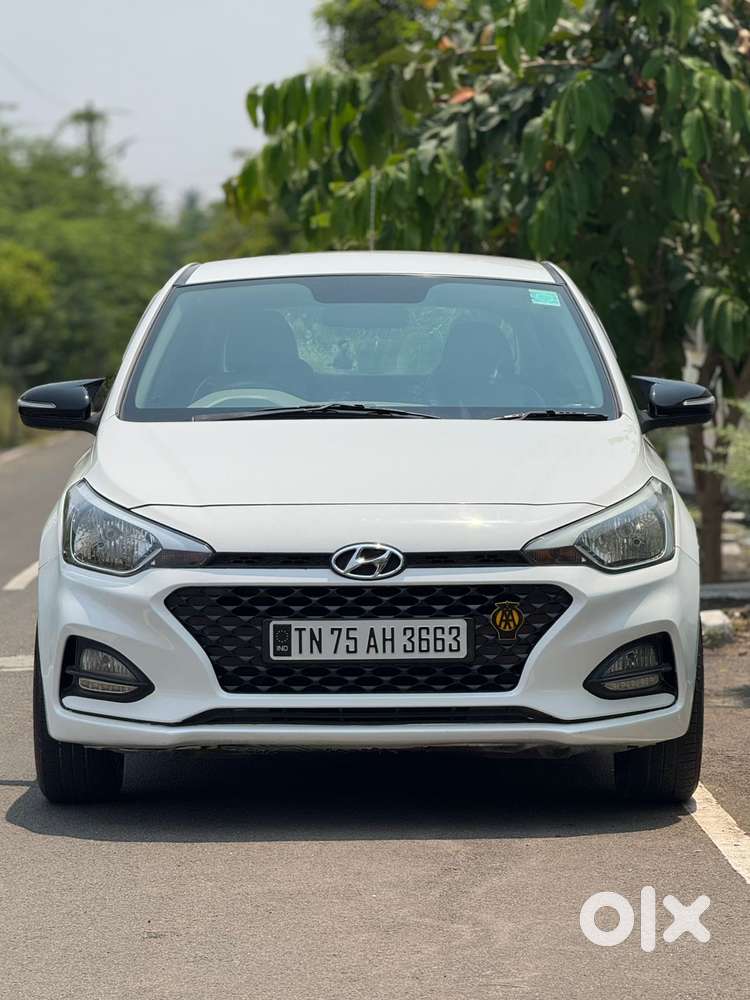 Hyundai I20 Sportz 1.2 Bs-iv, 2018, Petrol